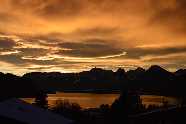 Free Sunrise Lake photo and picture