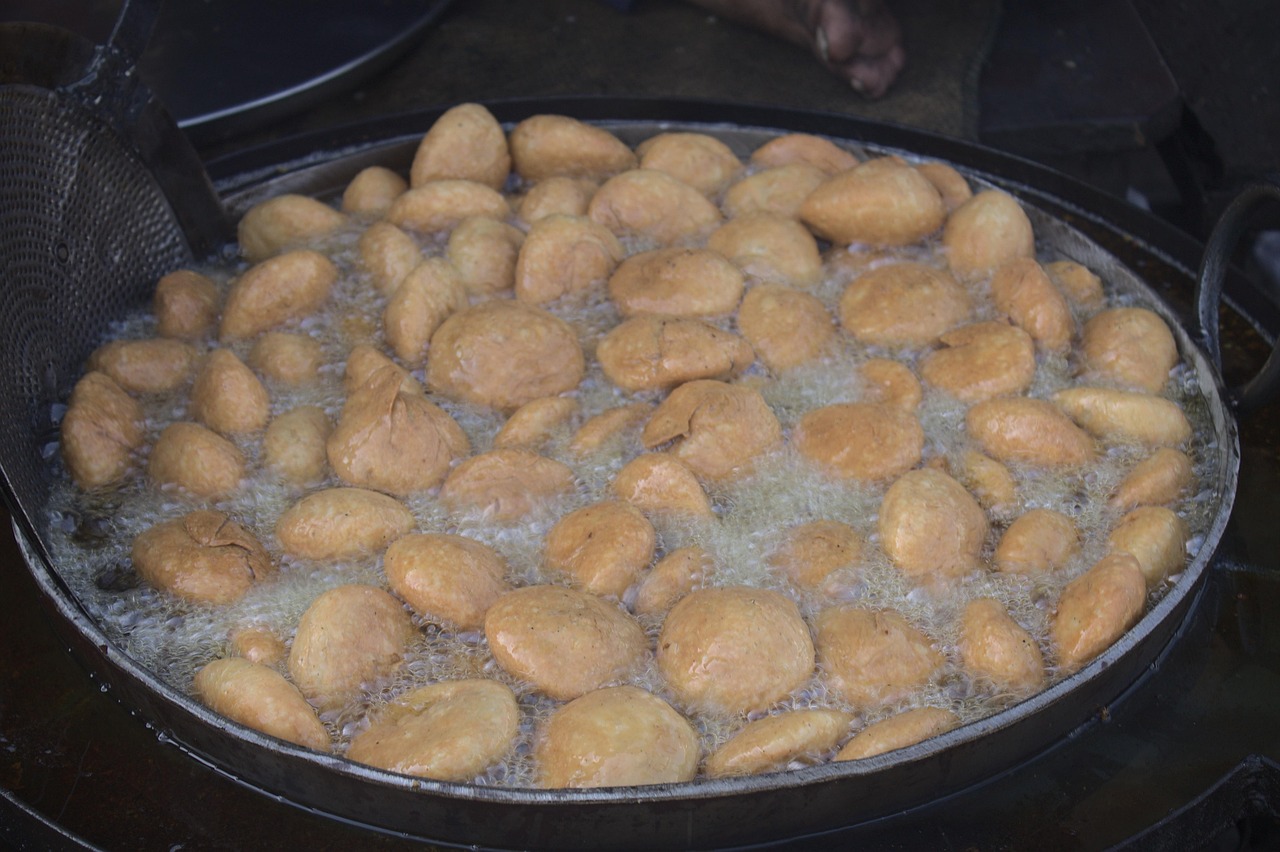Mawa Kachori