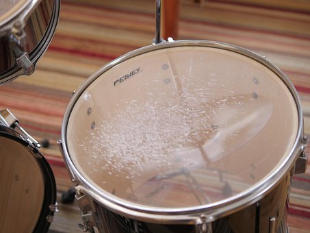 Trommer, Musik, Instrumenter, Band