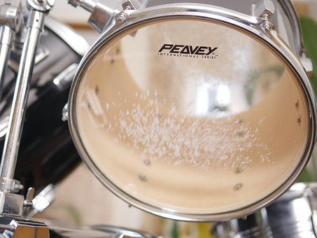 Trommer, Musik, Instrumenter, Band