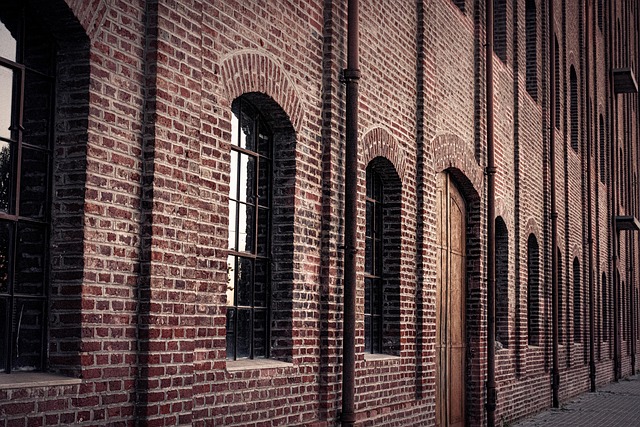 Free Place Building photo and picture