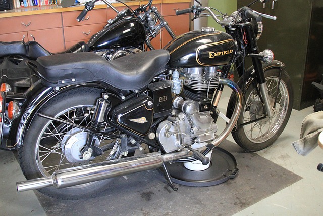 Free Motorcycle Enfield photo and picture