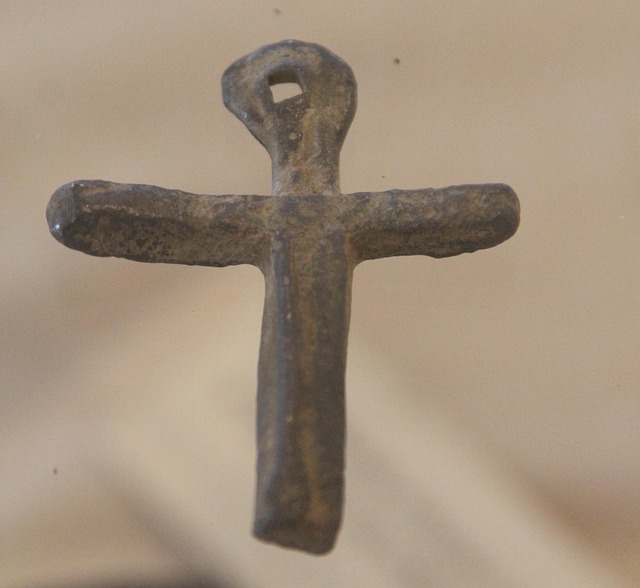 Free Oak Island Lead Cross Oak Island photo and picture