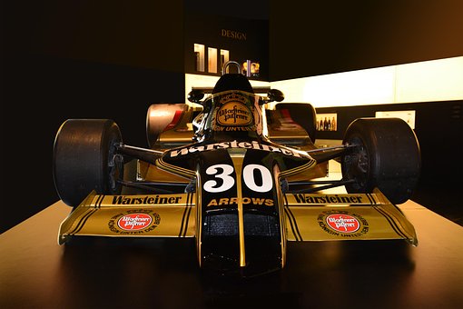 Free Formula 1 Car Warsteiner photo and picture