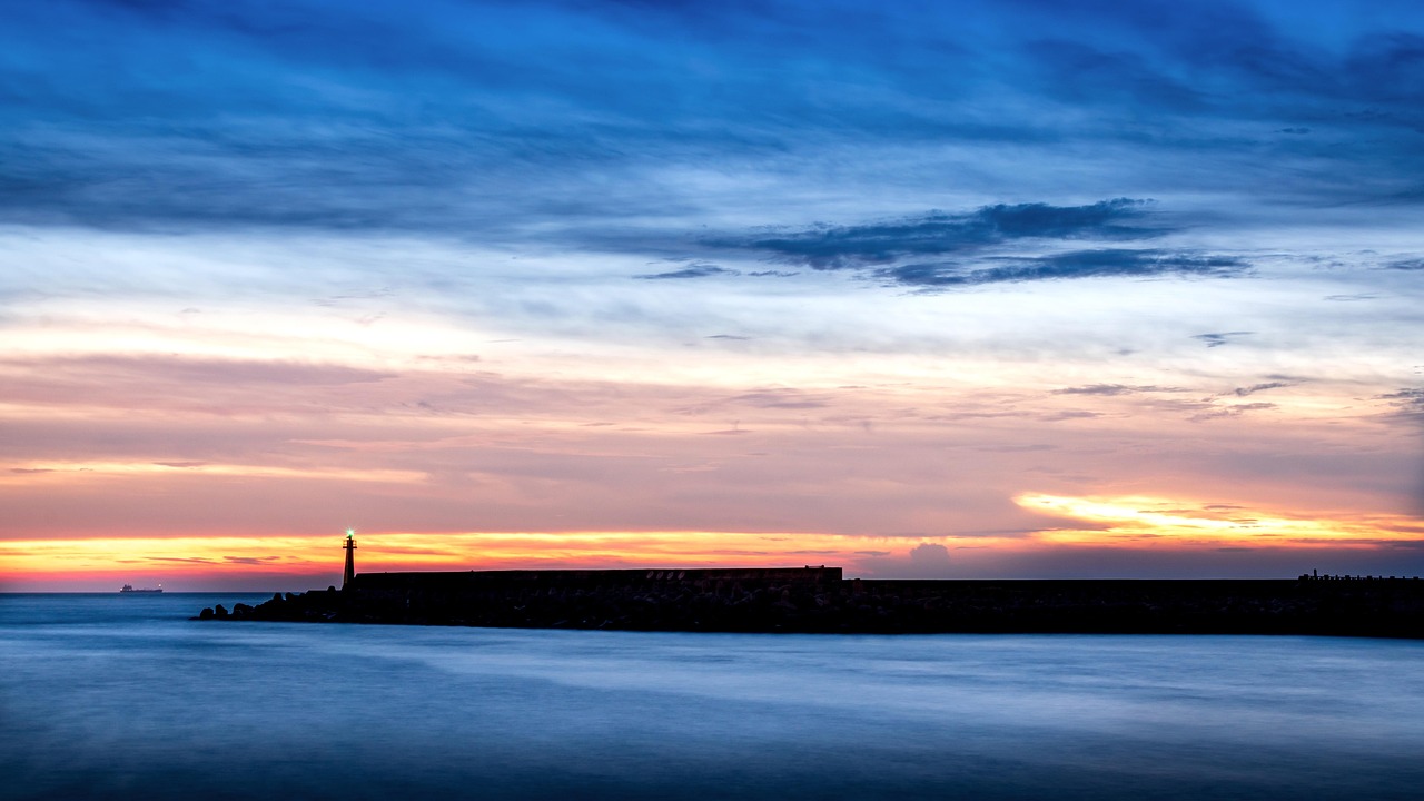 Lighthouse - free online jigsaw puzzle photo
