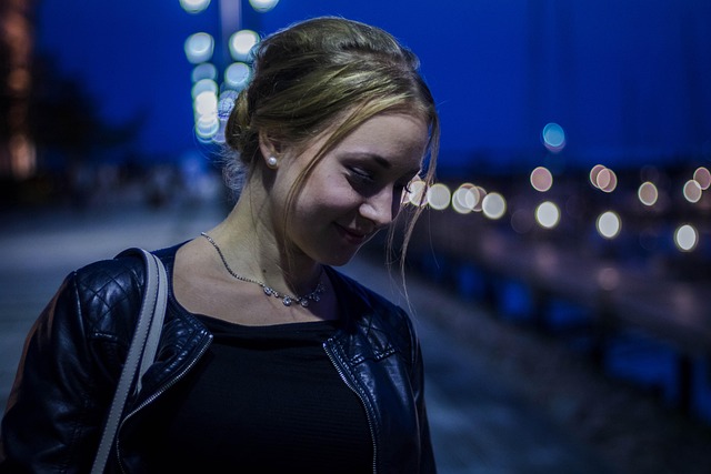 Free Portrait Women photo and picture