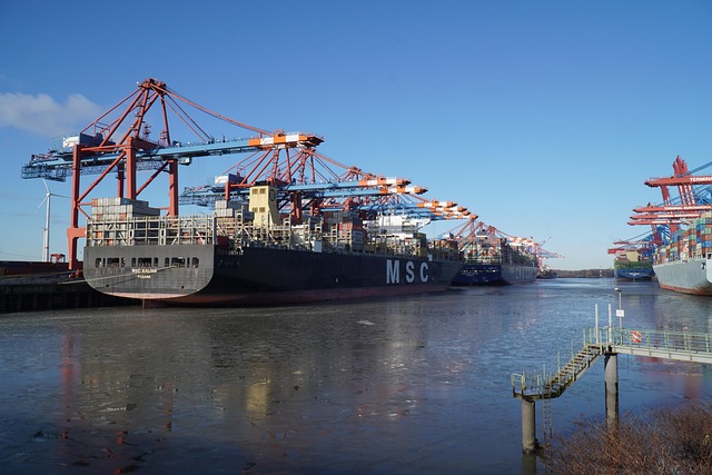 Containerhafen, Hamburg, Containerschiff