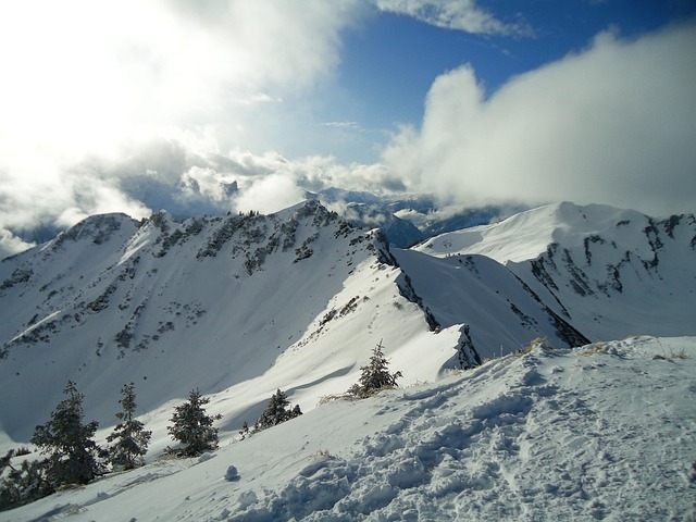 Free Mountains Allgäu photo and picture