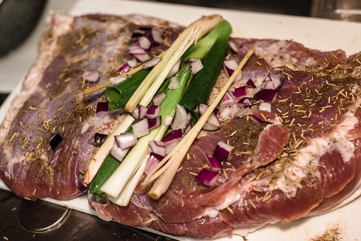 Carne De Cerdo Cruda, Comida
