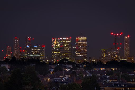 Výšková, Osvětlení, Metropole, Město