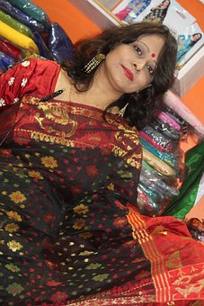 Free Munmun Maatarasaree photo and picture