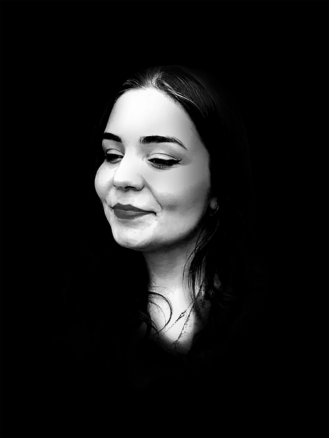 Free woman portrait smile illustration