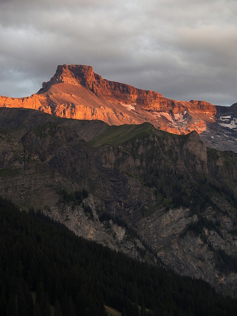 Free Mountains Peak photo and picture