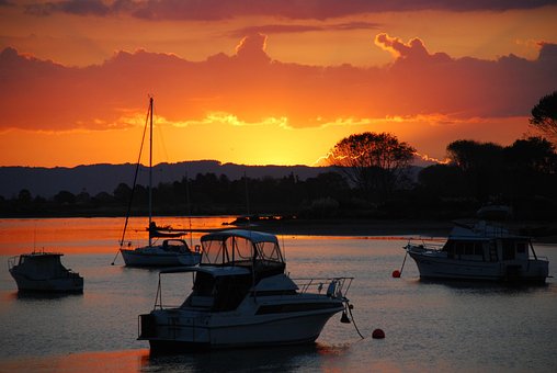 Free Boats Beach photo and picture