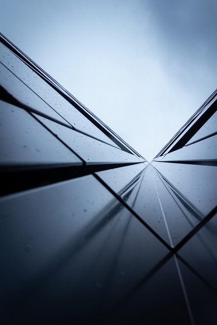 Free Symmetry Building photo and picture