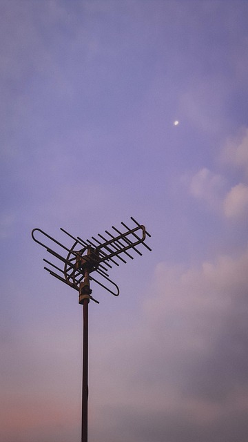 Free Antenne Sky photo and picture