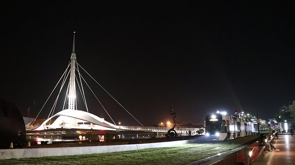 Most, Přeprava, Město