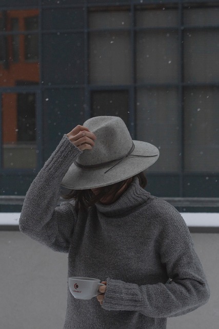 Free Woman Hat photo and picture