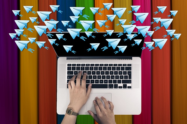 Free telegram laptop keyboard illustration