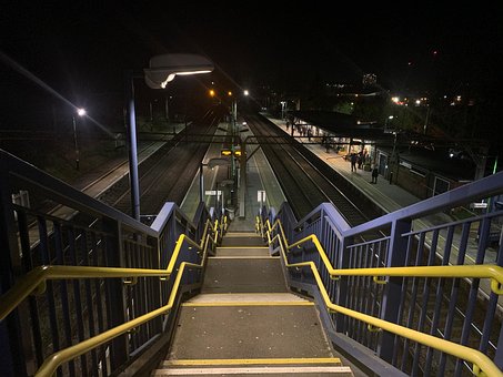 Estação, Escadas, Estrada De Ferro