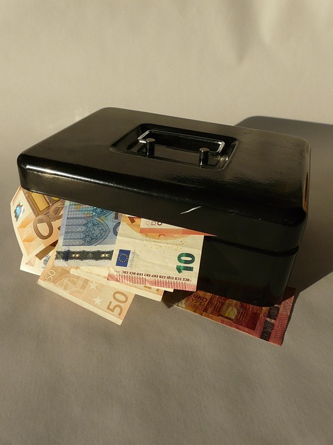 Pengekasse, Penge, Finansiere, Betale