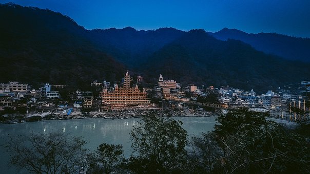 Free Night River Side photo and picture