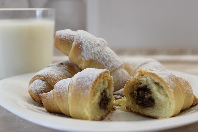 Free Crescent Rolls Bread photo and picture
