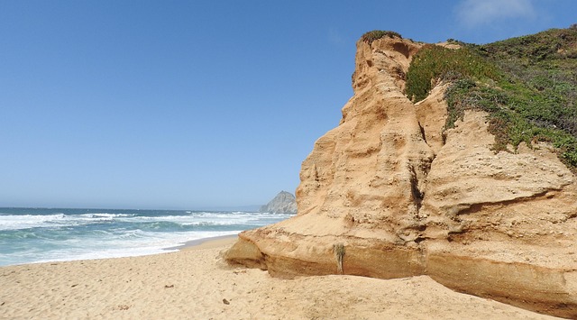 Shoreline Beach Lunch Spot - Free photo on Pixabay - Pixabay