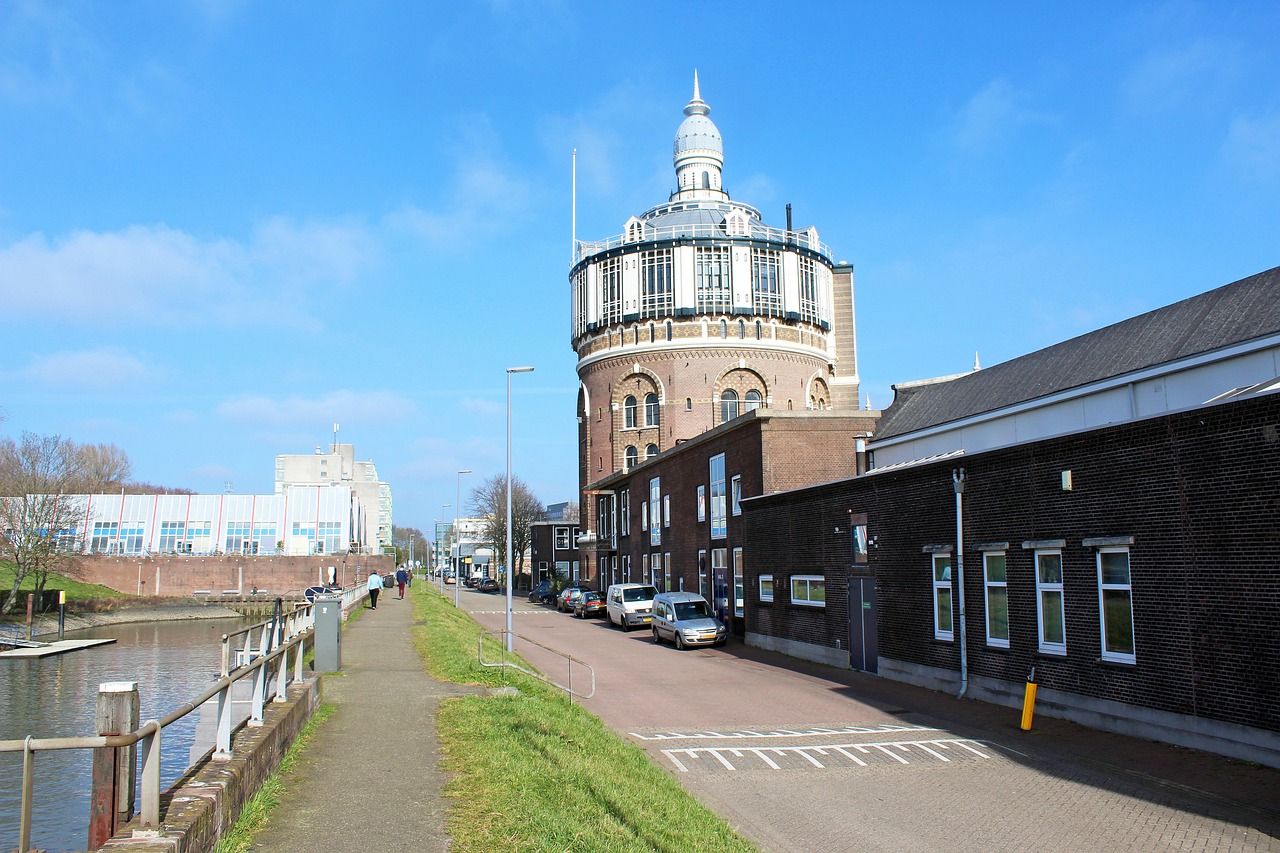 Torre De Agua, Rotterdam, Edificio