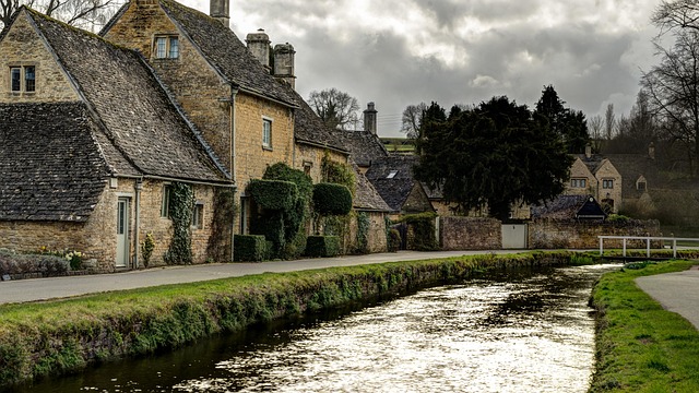 Free Cotswolds England photo and picture