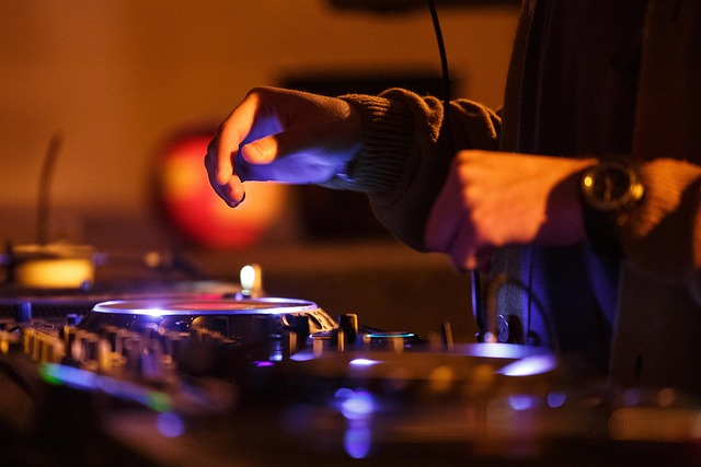Dj, Hænder, Pladespiller, Mixer, Lyd
