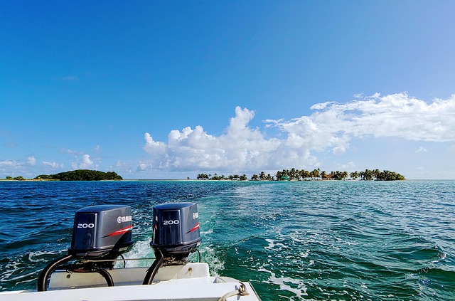 Free Caye Boat photo and picture