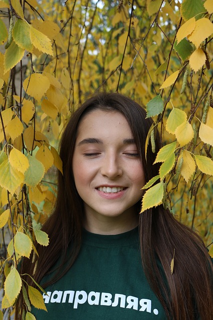 Free Young Woman Autumn photo and picture
