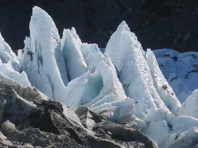 Free Serac Bossons Glacier photo and picture