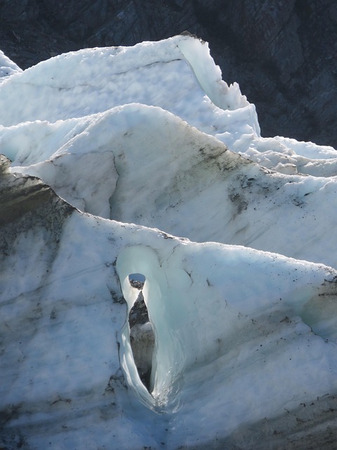 Free Serac Bossons Glacier photo and picture