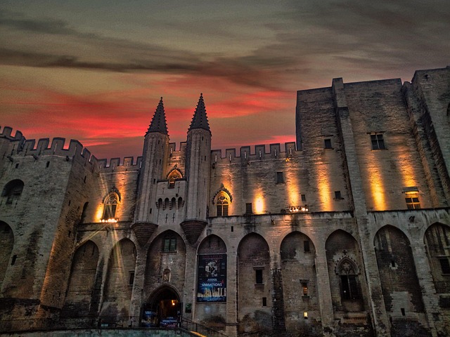 Free Avignon France photo and picture