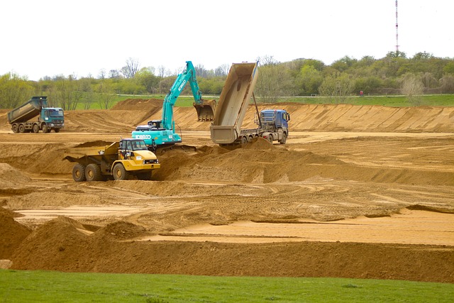 Heavy Machinery Dam Construction - Free photo on Pixabay