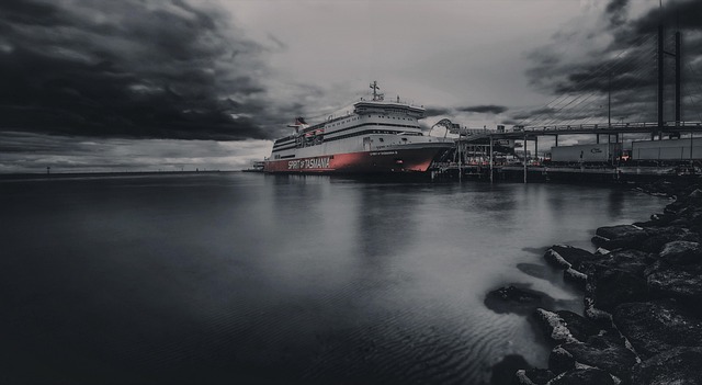 Free Boat Ship photo and picture
