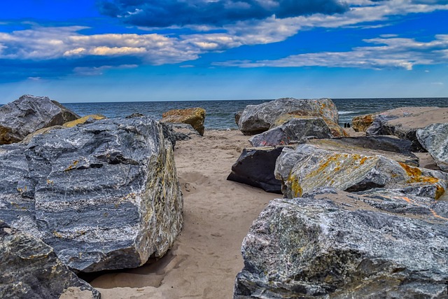 Free Rock Stone photo and picture