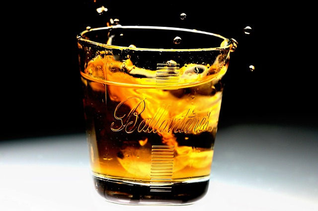 Napít Se, Alkohol, Whisky, Ballantines