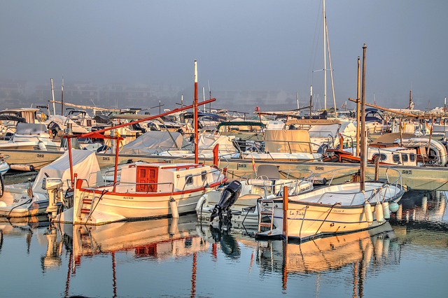 Free Boats Sea photo and picture