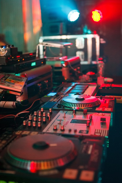 Mixer, Lydudstyr, Pladespiller, Dj