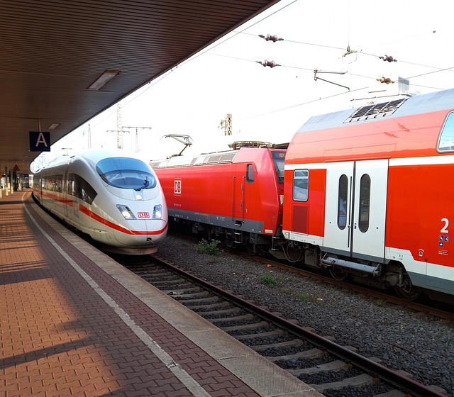 Bahn, Zug, Eisenbahn, Bahnhof, Reisen