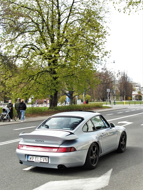 Free Porsche 911 photo and picture