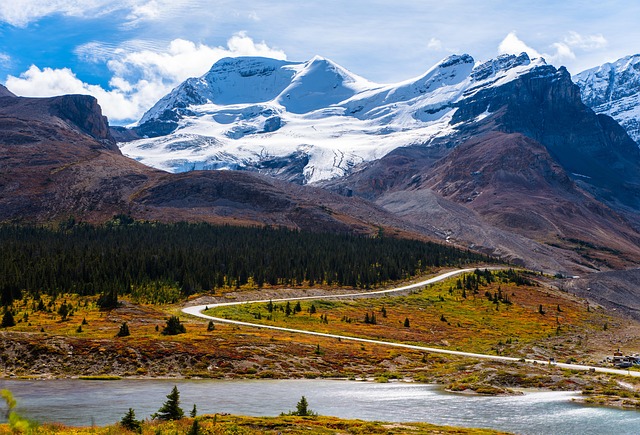 Free Mountains River photo and picture