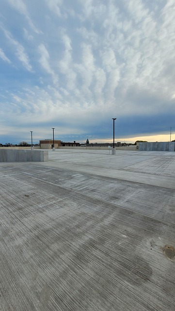Free Rooftop Building photo and picture
