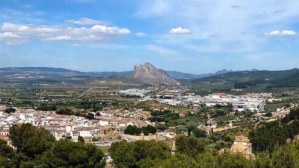 Free Antequera Lovers' Rock photo and picture