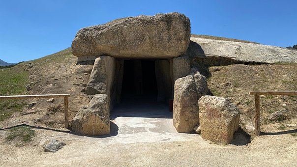 Free Dolmen Burial photo and picture