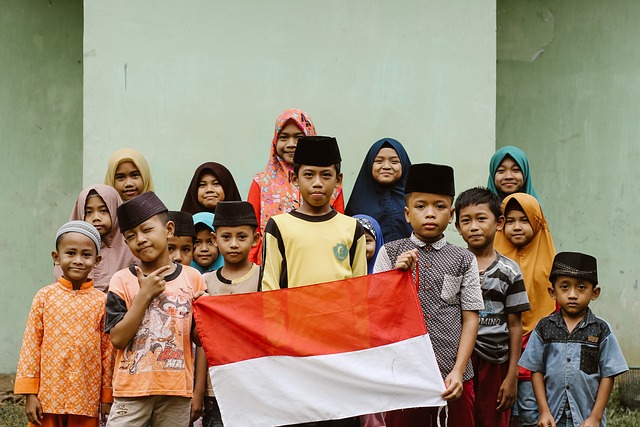 Free Children Indonesia photo and picture