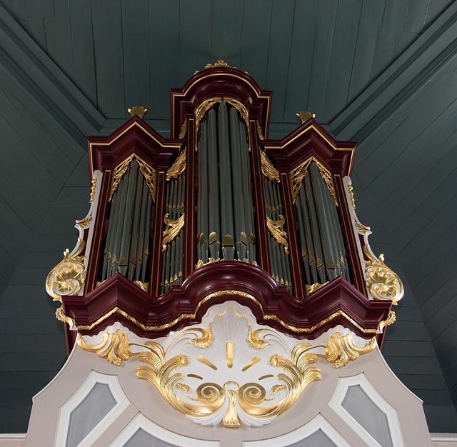 Free Organ Church photo and picture